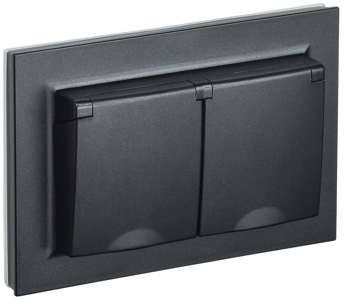 Розетка двойная с крышкой 16А IP44 BRITE IEK черная в сборе в Чите