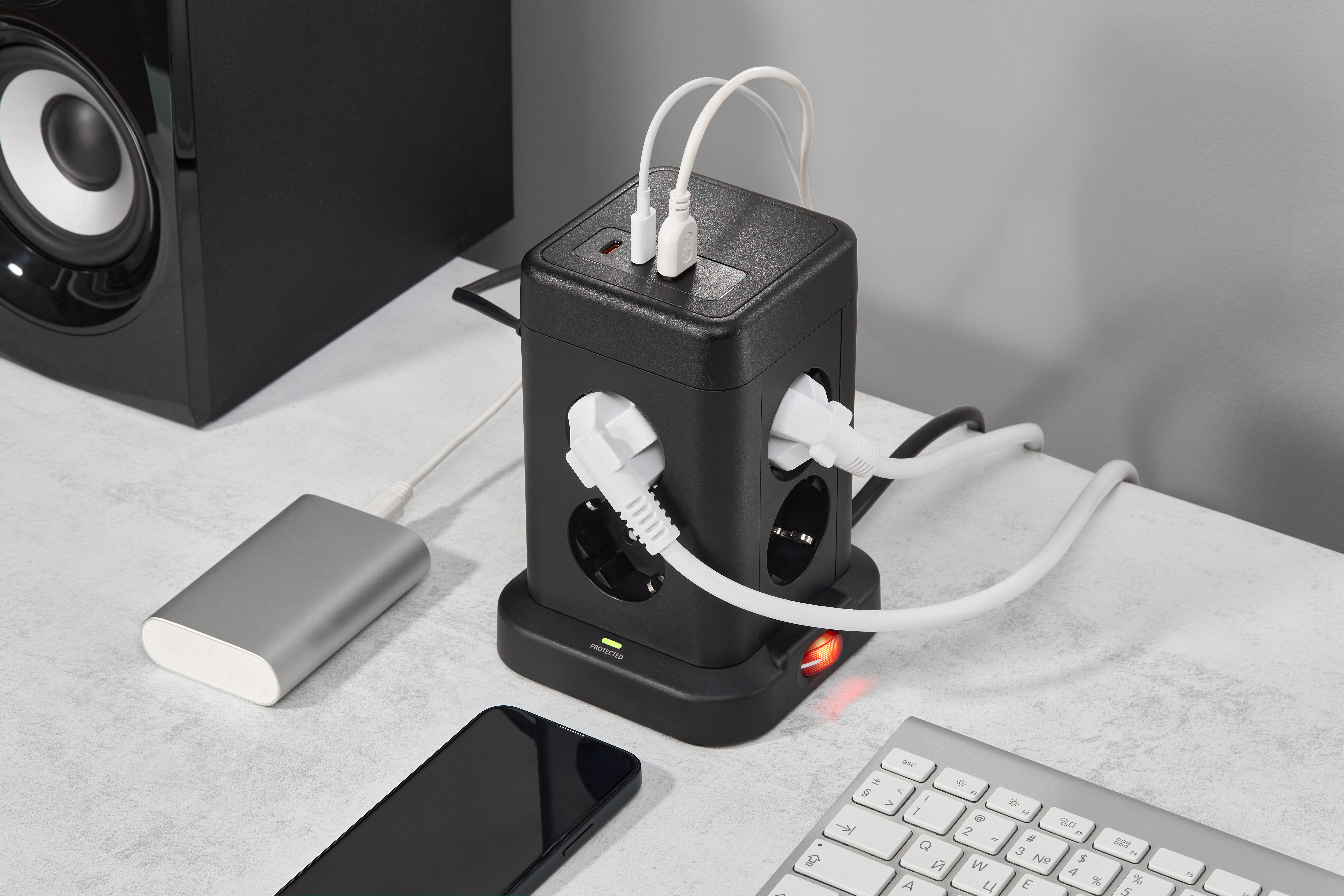 Удлинитель DOMINIC У08K 1,5м 3х1мм2 USB A+C 20Вт черный IEK в Чите