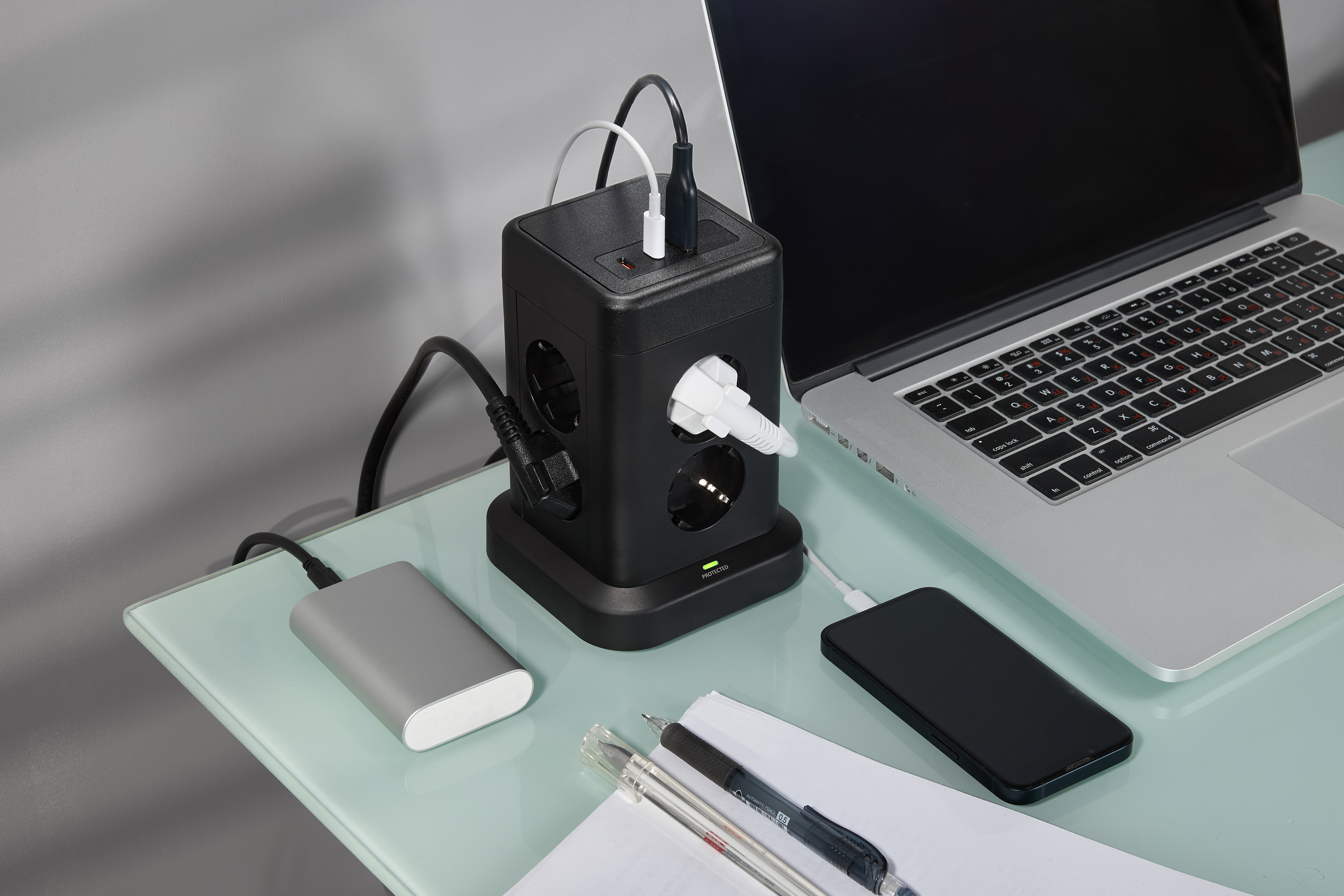 Удлинитель DOMINIC У08K 1,5м 3х1мм2 USB A+C 20Вт черный IEK в Чите