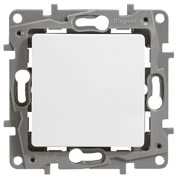 Переключатель одноклавишный ETIKA Legrand белый в Чите