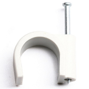 Скоба пластиковая с гвоздем, д.5 - 6мм DKC в Чите