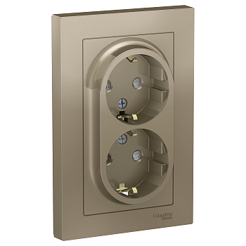 Розетка двойная AtlasDesign SE с заземлением со шторками шампань в сборе в Чите