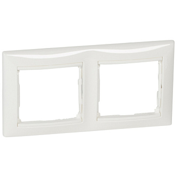 Рамка двойная VALENA Legrand белая в Чите