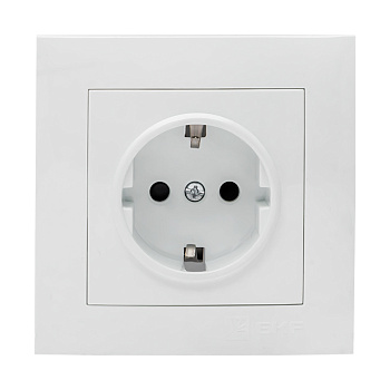 Розетка одинарная с заземлением со шторками Валенсия EKF белая в Чите