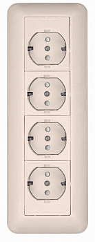 Розетка четырехместная BLANCA SE с заземлением с монтажной пластиной со шторками накладная белая в Чите